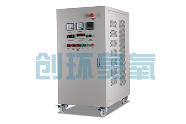 阜新冬季养殖场密闭消毒双赢方案：臭氧发生器在工厂化水产与畜牧场景的安全应用
